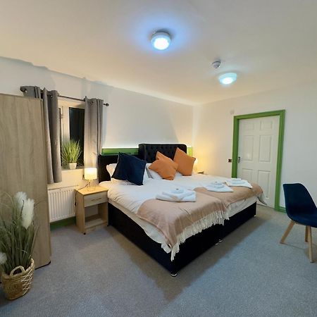 Coastal Park Accommodation Llanelli Dış mekan fotoğraf