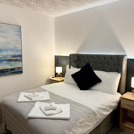 Coastal Park Accommodation Llanelli Dış mekan fotoğraf