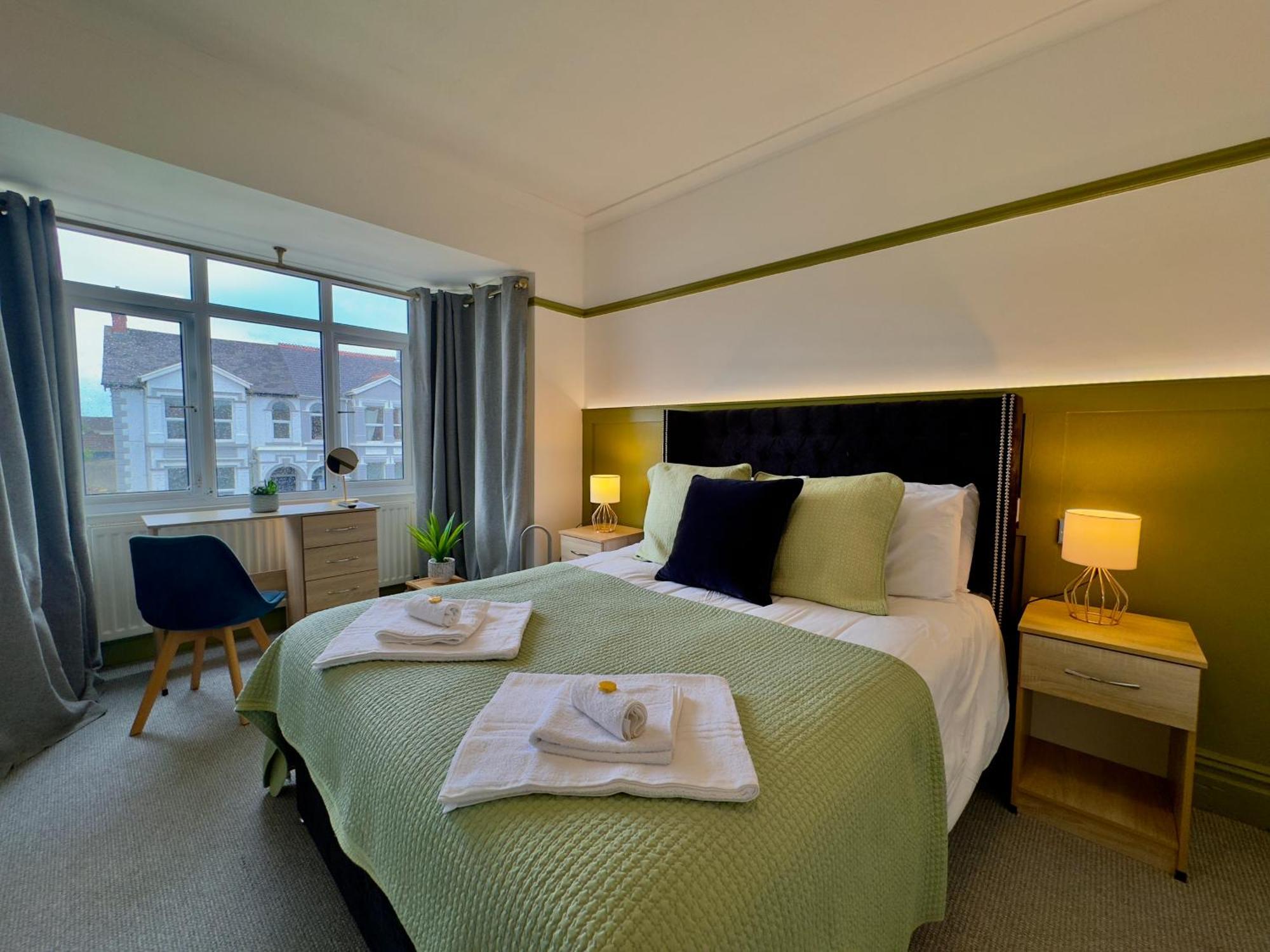 Coastal Park Accommodation Llanelli Dış mekan fotoğraf
