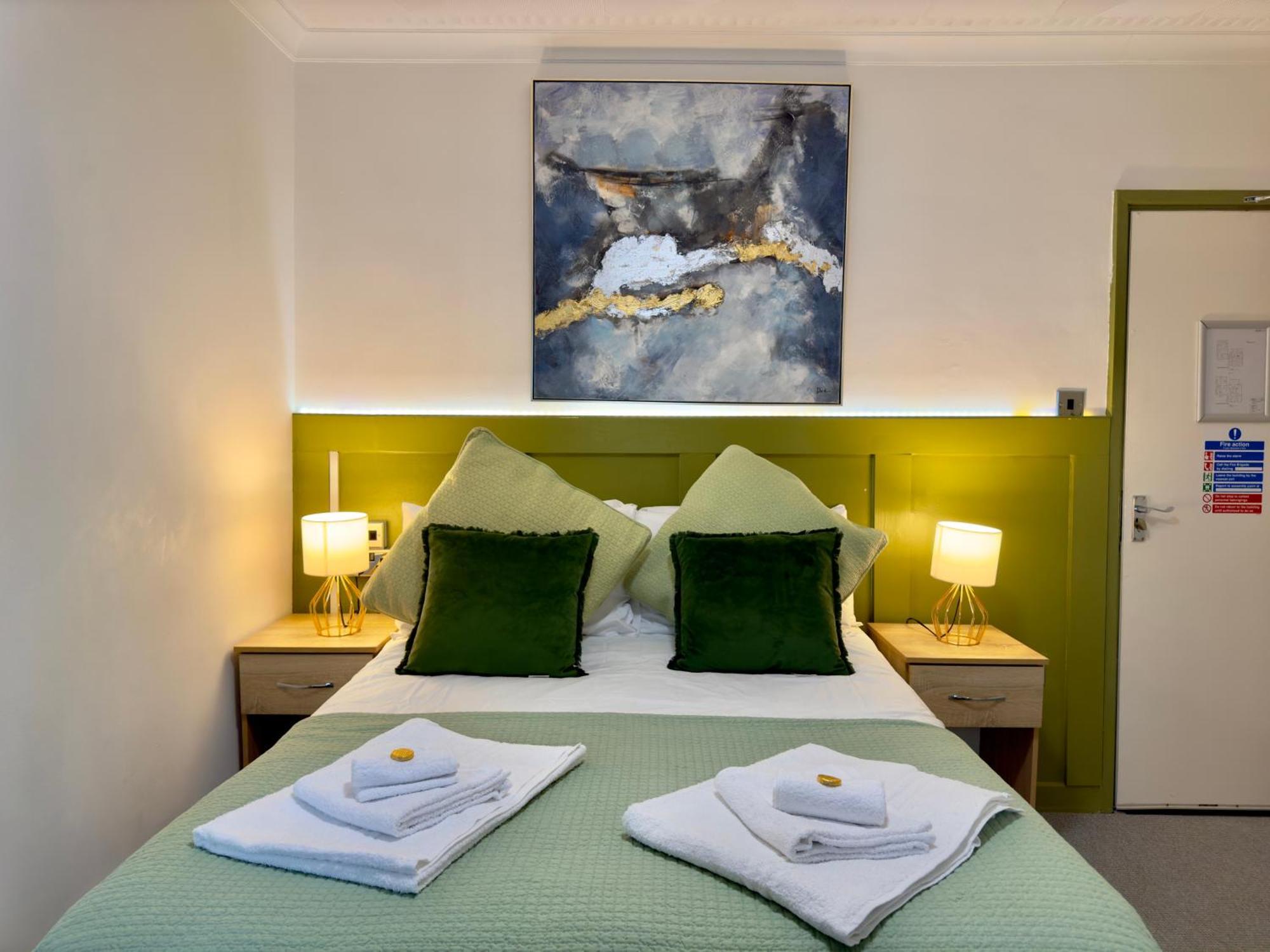 Coastal Park Accommodation Llanelli Dış mekan fotoğraf