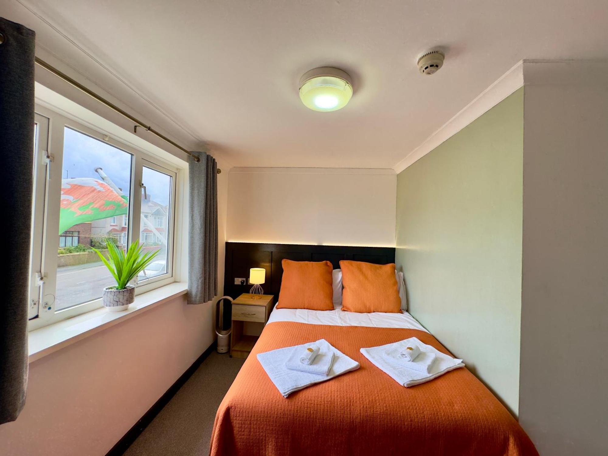 Coastal Park Accommodation Llanelli Dış mekan fotoğraf