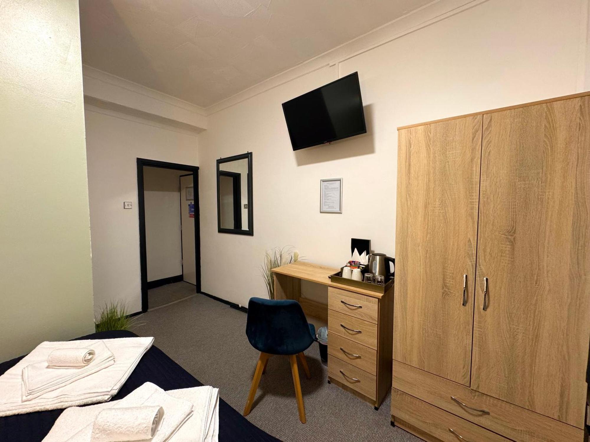 Coastal Park Accommodation Llanelli Dış mekan fotoğraf