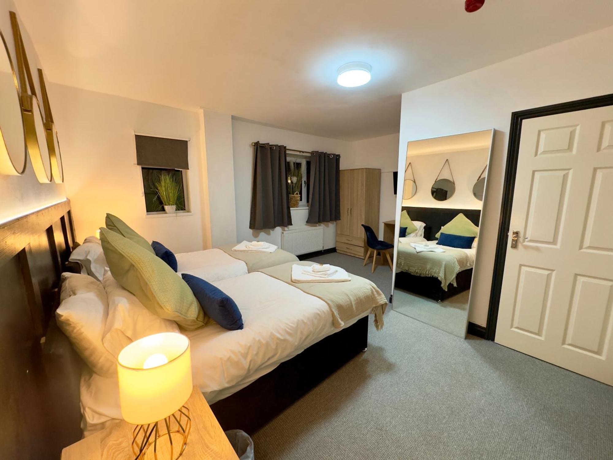 Coastal Park Accommodation Llanelli Dış mekan fotoğraf